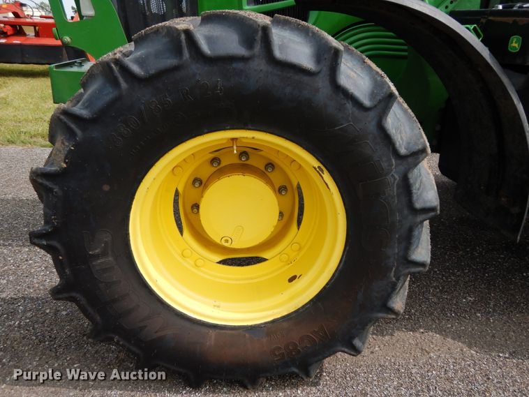 image for item DH6634 2010 John Deere 7230  MFWD tractor