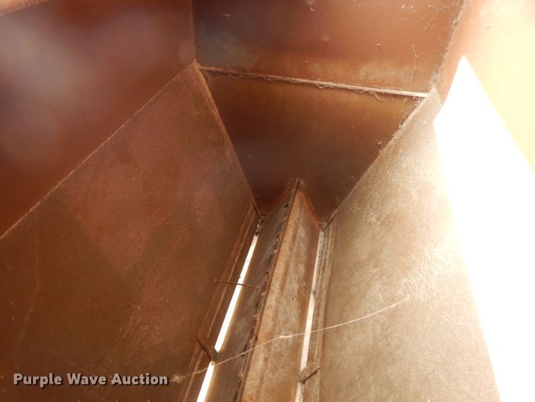 image for item DH6635 Elkhorn River 160 dual creep feeder