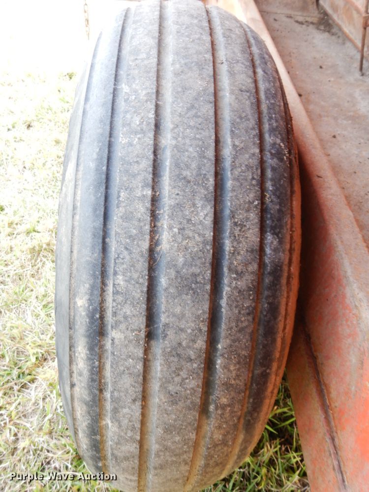 image for item DH6635 Elkhorn River 160 dual creep feeder