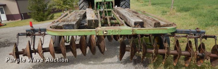 image for item DH6636 John Deere 210 tandem disk
