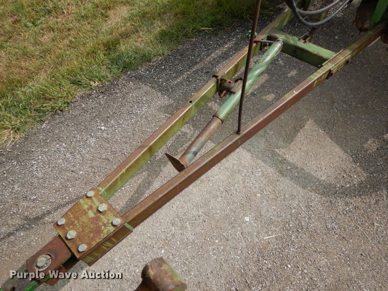 image for item DH6636 John Deere 210 tandem disk