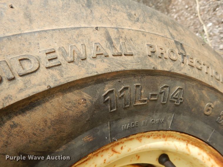 image for item DH6636 John Deere 210 tandem disk