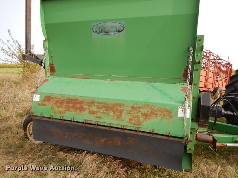 image for item DH6640 R-Co Inc. Kingsman Ind. RBF9200 bale processor