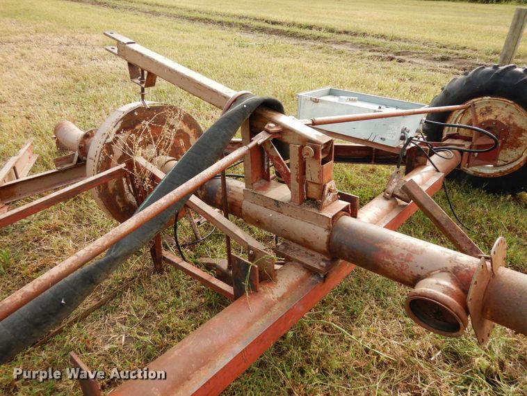 image for item DH6641 (4) Reinke irrigation towers