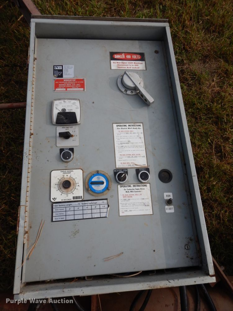 image for item DH6641 (4) Reinke irrigation towers