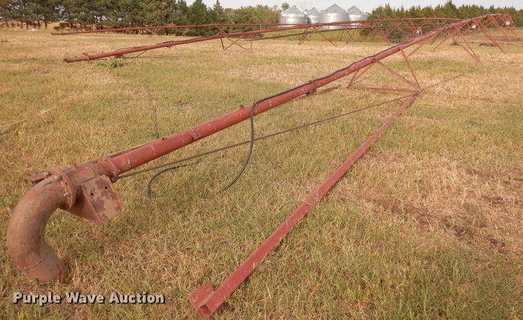 image for item DH6641 (4) Reinke irrigation towers