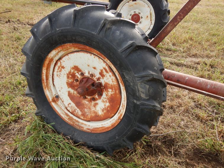 image for item DH6641 (4) Reinke irrigation towers