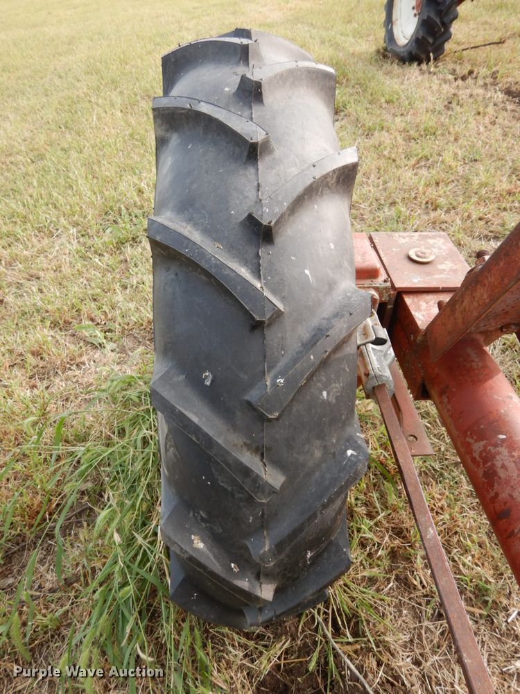 image for item DH6641 (4) Reinke irrigation towers