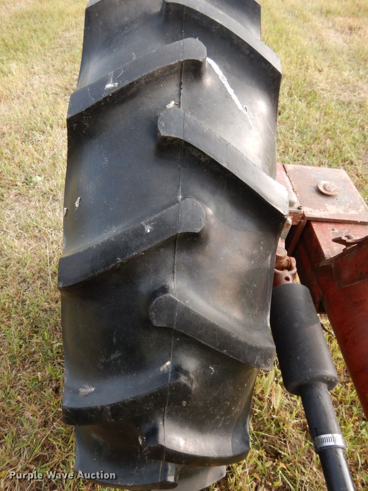 image for item DH6641 (4) Reinke irrigation towers