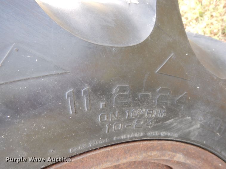 image for item DH6641 (4) Reinke irrigation towers