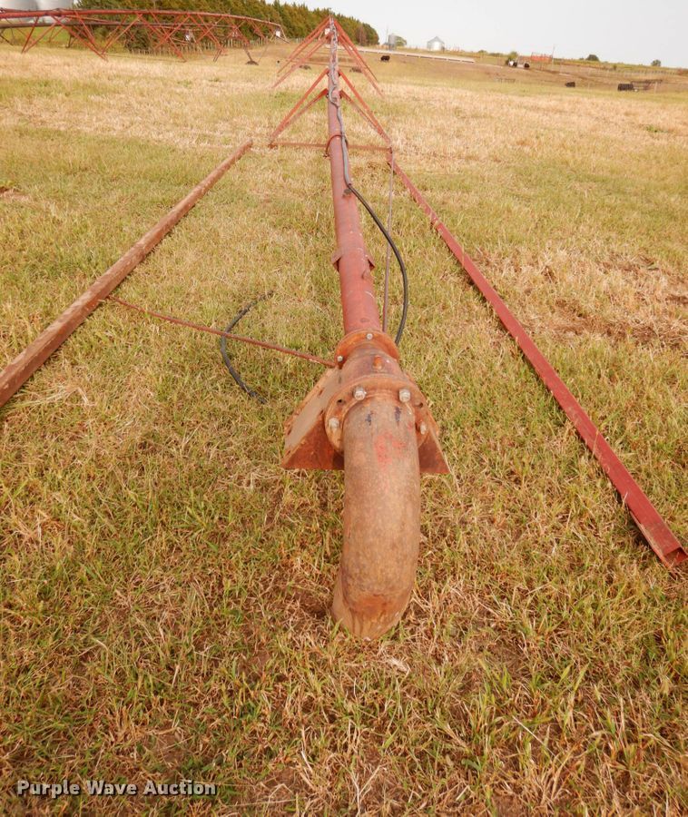 image for item DH6641 (4) Reinke irrigation towers