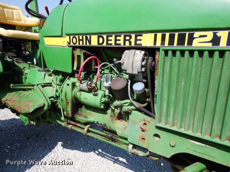 image for item DH6652 1983 John Deere 2150  tractor