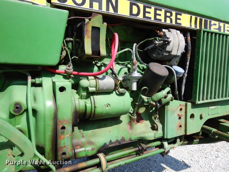 image for item DH6652 1983 John Deere 2150  tractor