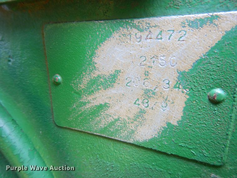 image for item DH6652 1983 John Deere 2150  tractor