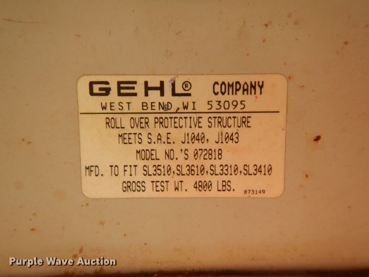 image for item DH6653 Gehl 3310  skid steer loader