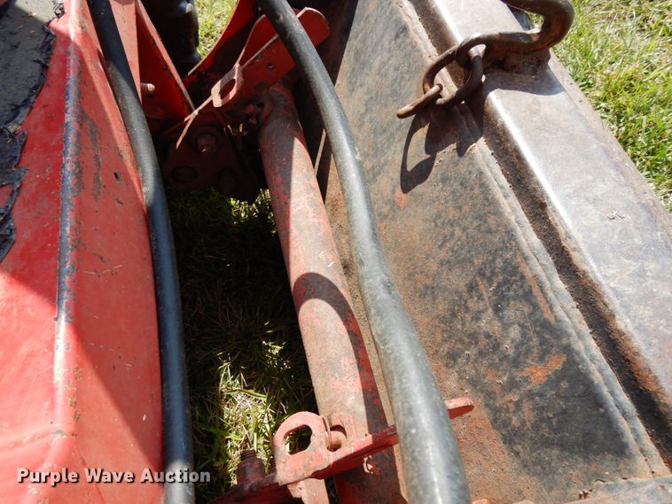 image for item DH6653 Gehl 3310  skid steer loader