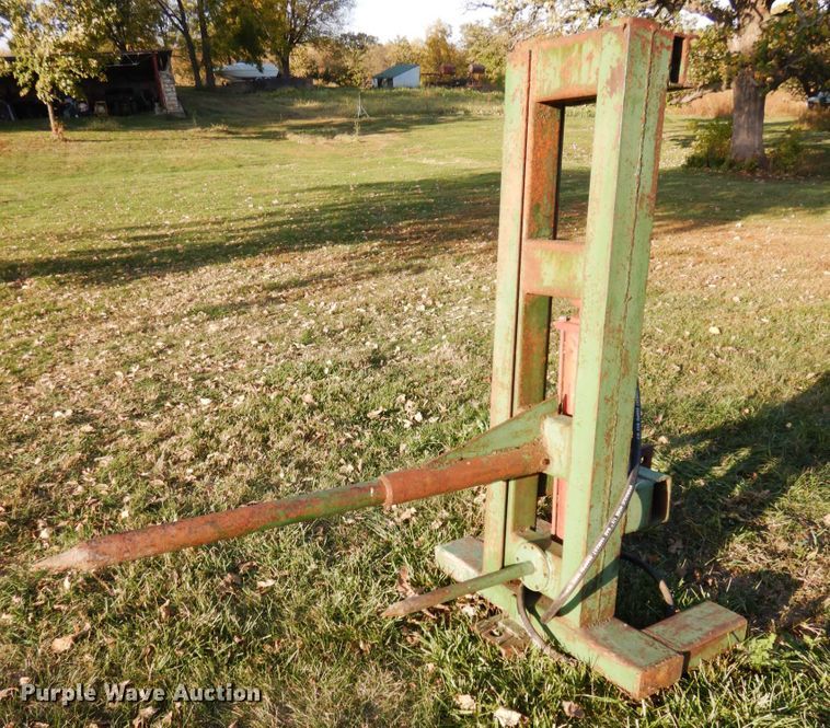 image for item DH6687 Shop built bale spear