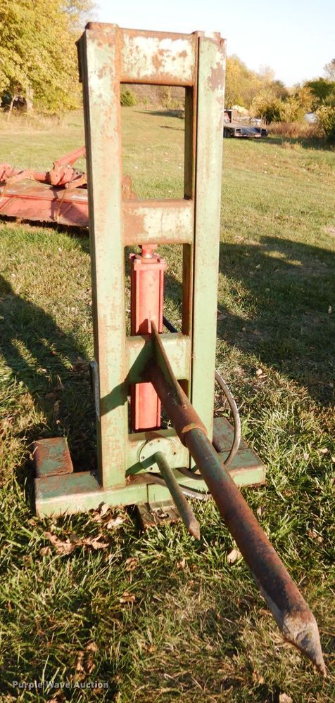 image for item DH6687 Shop built bale spear