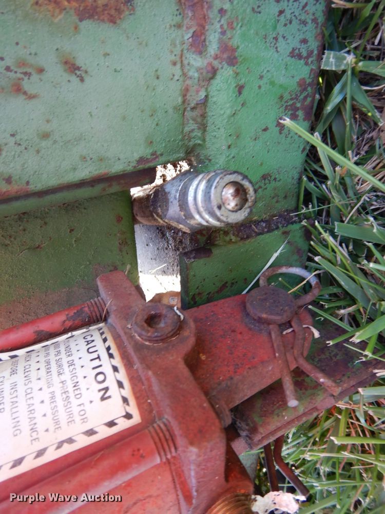 image for item DH6687 Shop built bale spear