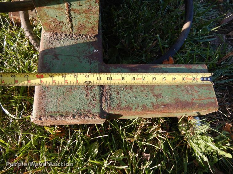 image for item DH6687 Shop built bale spear