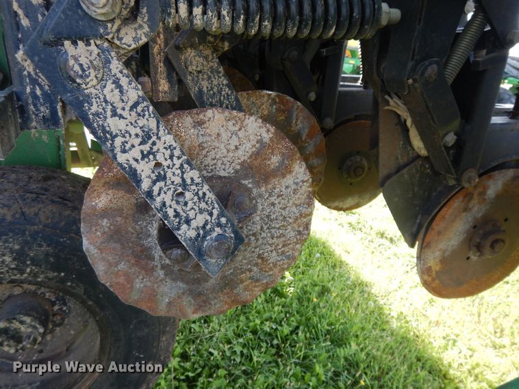 image for item DI7577 Great Plains Solid Stand 30 no-till grain drill