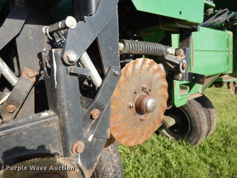 image for item DI7577 Great Plains Solid Stand 30 no-till grain drill