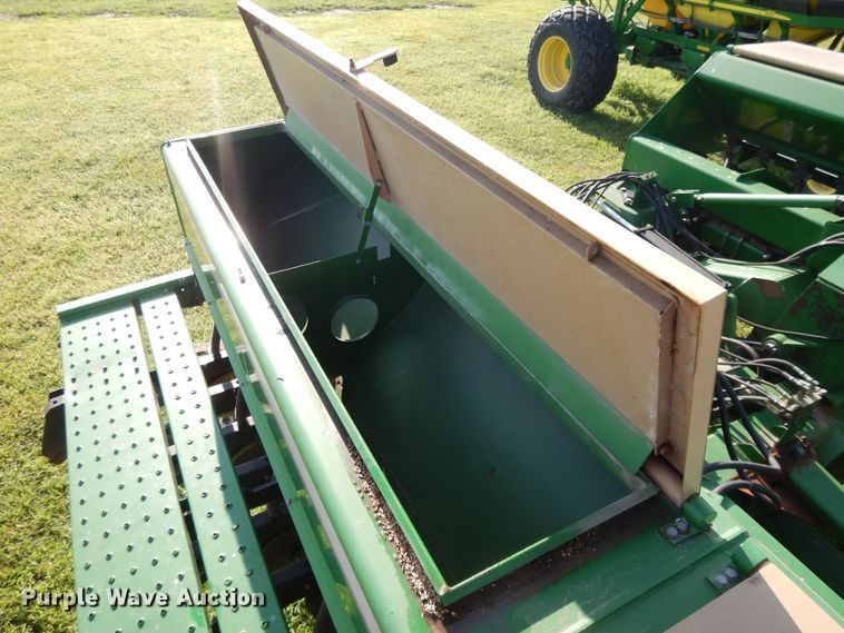 image for item DI7577 Great Plains Solid Stand 30 no-till grain drill