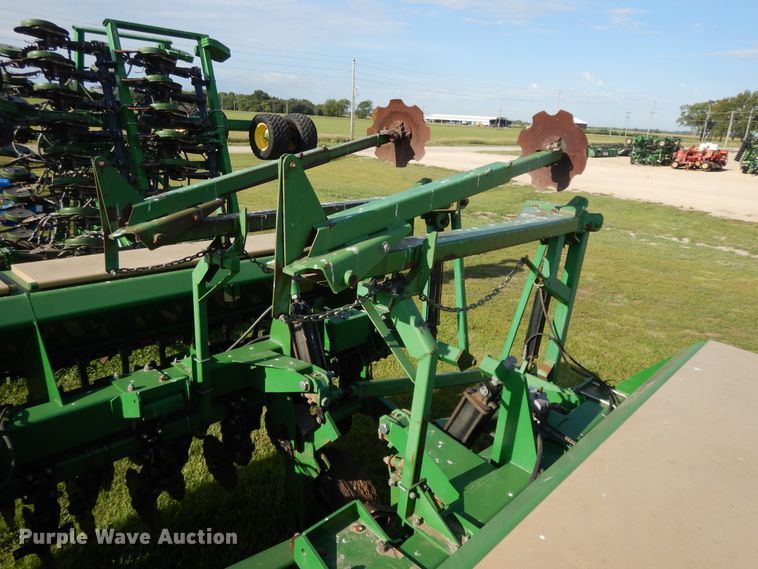 image for item DI7577 Great Plains Solid Stand 30 no-till grain drill
