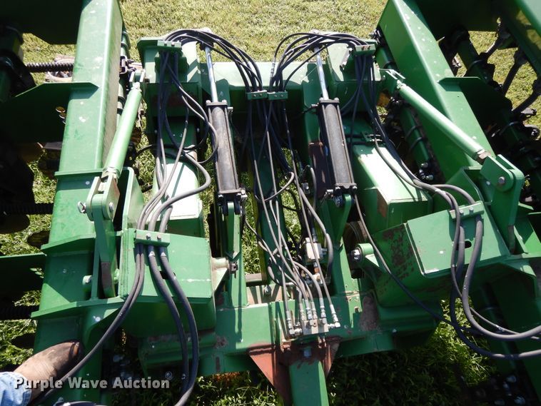 image for item DI7577 Great Plains Solid Stand 30 no-till grain drill