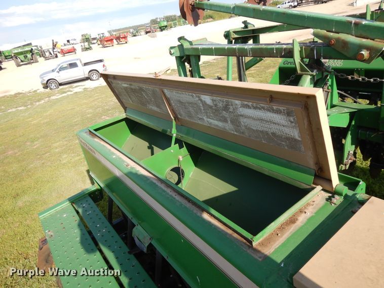 image for item DI7577 Great Plains Solid Stand 30 no-till grain drill