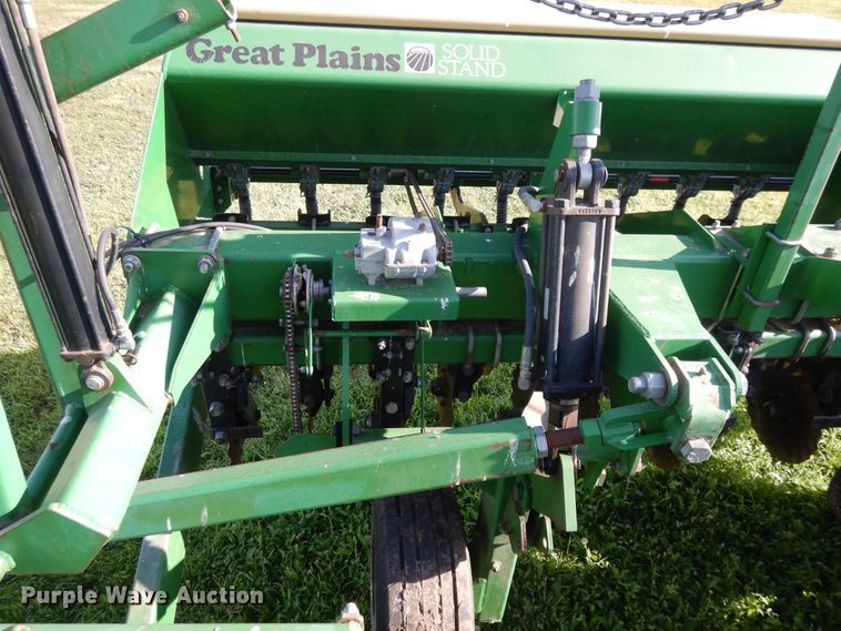 image for item DI7577 Great Plains Solid Stand 30 no-till grain drill