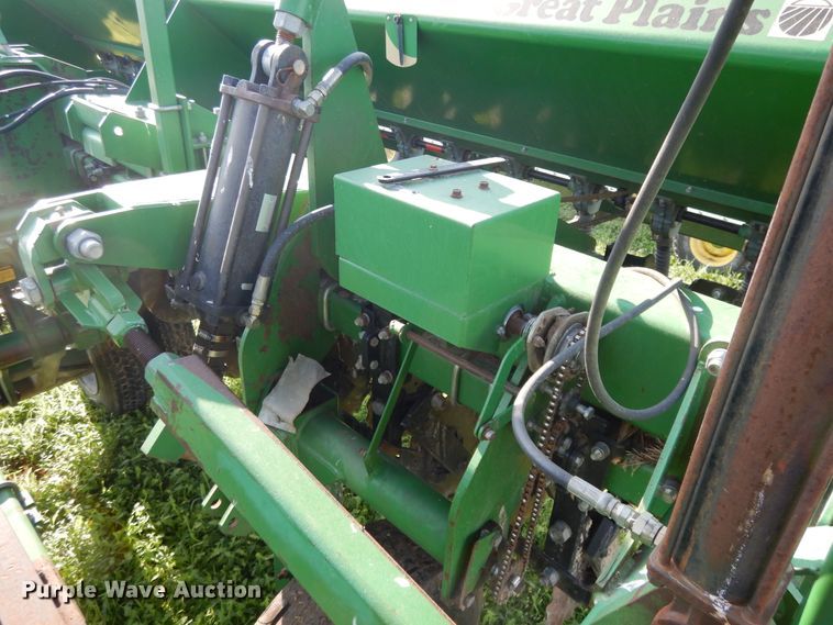 image for item DI7577 Great Plains Solid Stand 30 no-till grain drill