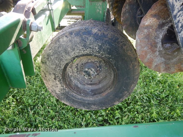 image for item DI7577 Great Plains Solid Stand 30 no-till grain drill