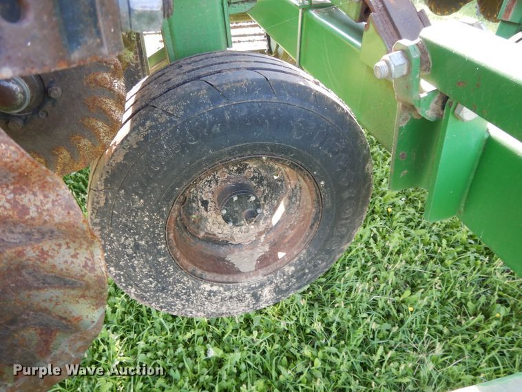 image for item DI7577 Great Plains Solid Stand 30 no-till grain drill