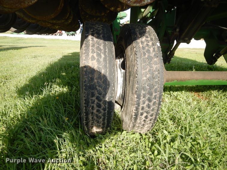 image for item DI7577 Great Plains Solid Stand 30 no-till grain drill