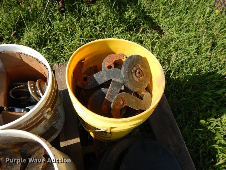 image for item DI7577 Great Plains Solid Stand 30 no-till grain drill