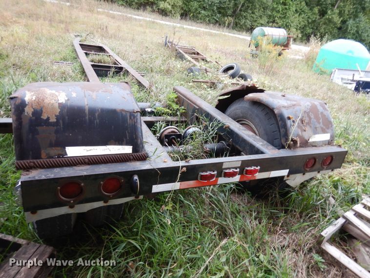 image for item DJ6826 1983 Jantz HDLPS8-12 combine trailer