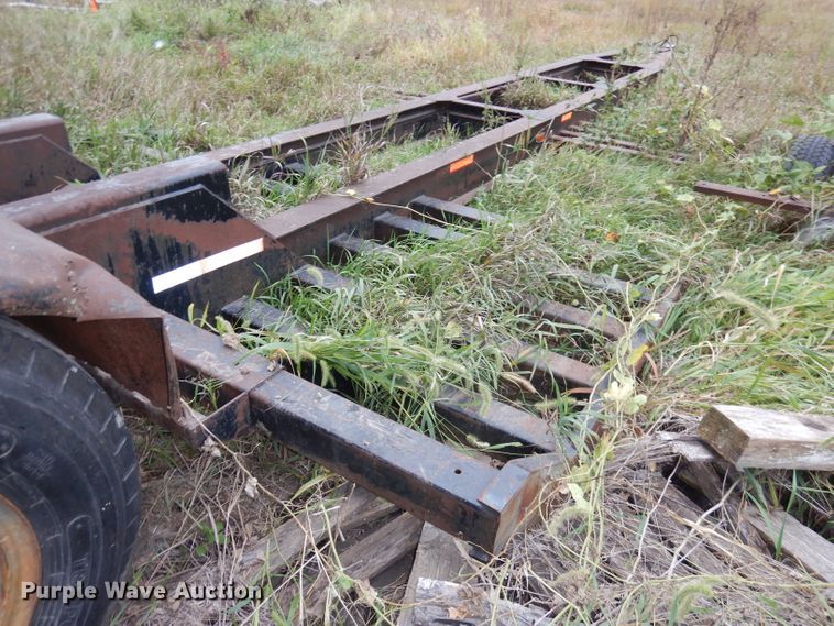 image for item DJ6826 1983 Jantz HDLPS8-12 combine trailer