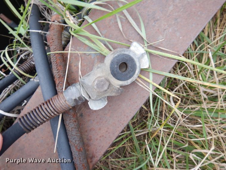 image for item DJ6826 1983 Jantz HDLPS8-12 combine trailer