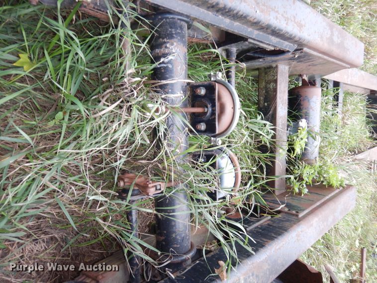 image for item DJ6826 1983 Jantz HDLPS8-12 combine trailer