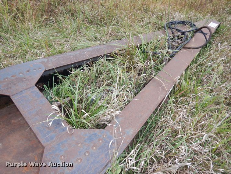 image for item DJ6826 1983 Jantz HDLPS8-12 combine trailer