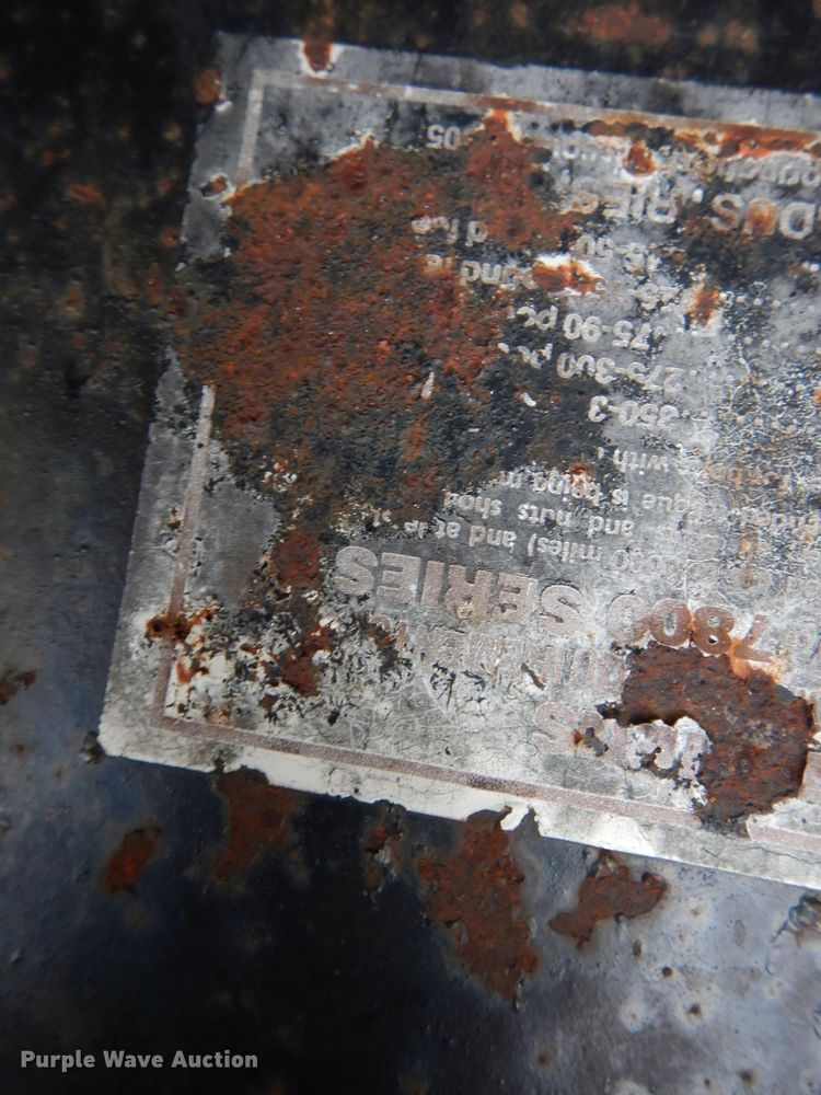 image for item DJ6826 1983 Jantz HDLPS8-12 combine trailer