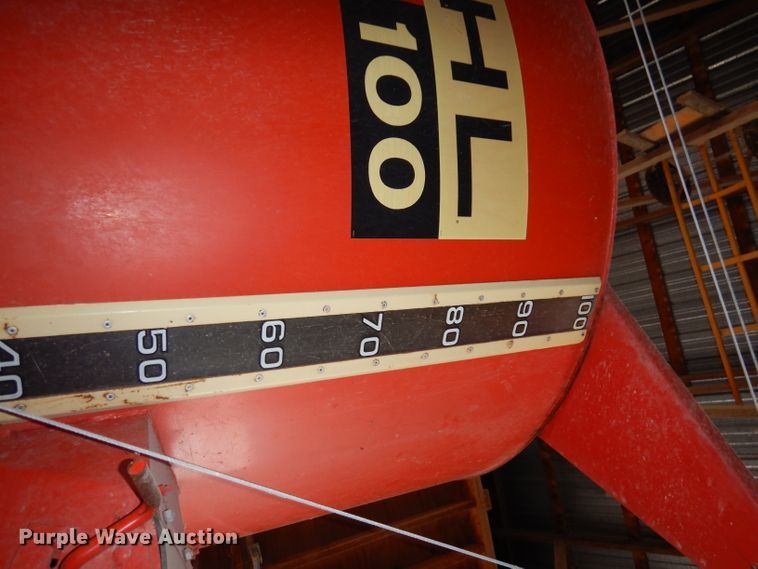 image for item DJ6827 Gehl 100  feed grinder/mixer