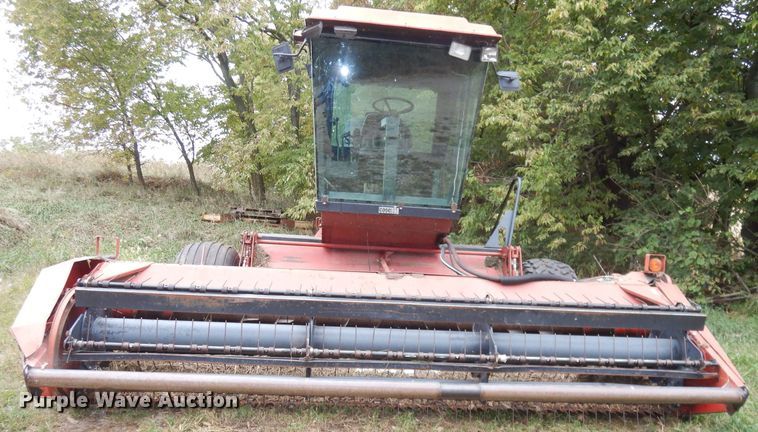 image for item DJ6828 International 8840  windrower