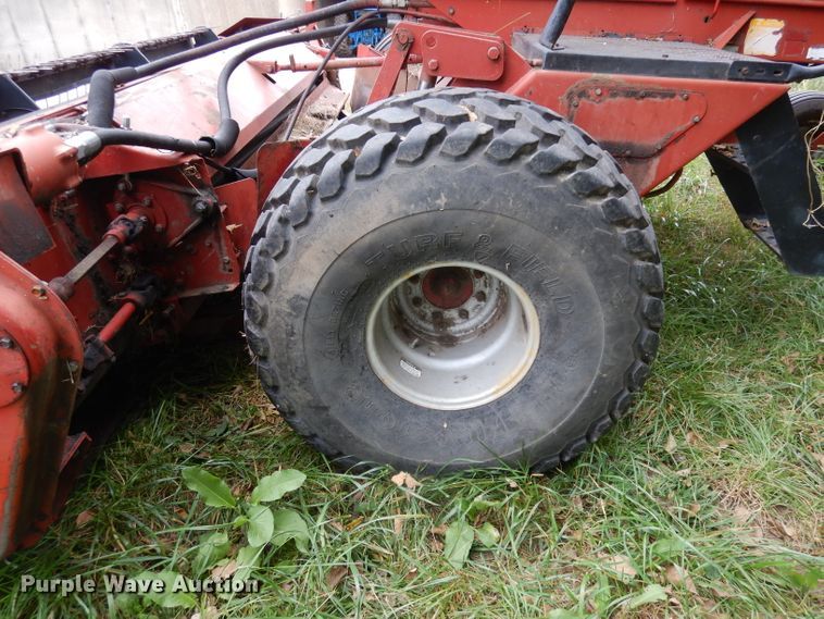 image for item DJ6828 International 8840  windrower