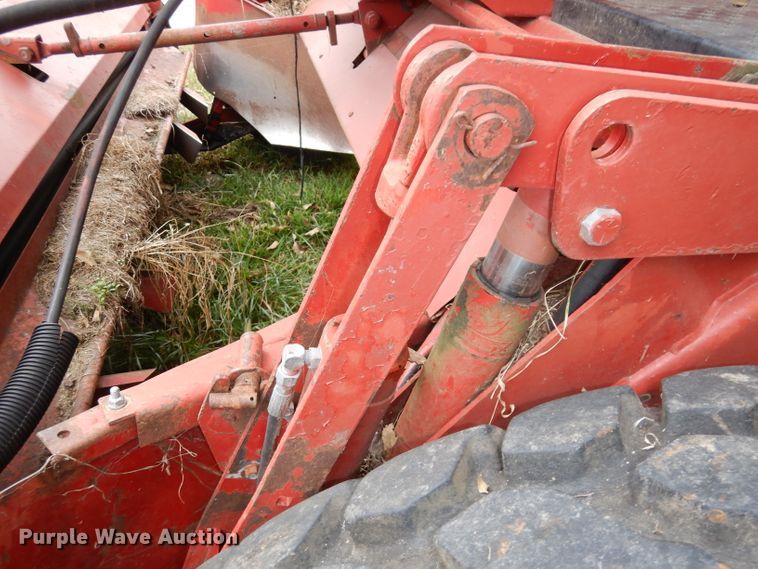 image for item DJ6828 International 8840  windrower