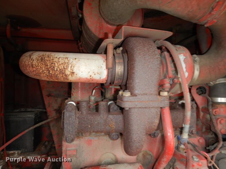 image for item DJ6828 International 8840  windrower