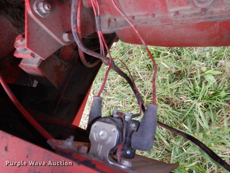 image for item DJ6828 International 8840  windrower