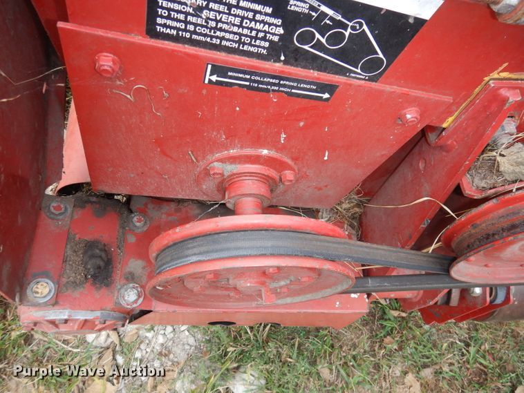 image for item DJ6828 International 8840  windrower