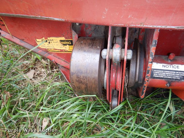 image for item DJ6828 International 8840  windrower